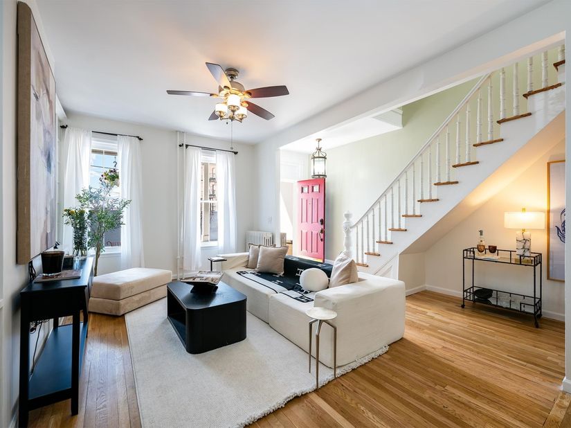 72 Romaine Ave, Jersey City NJ 07306