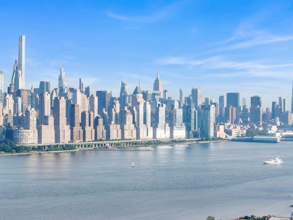 8450 Blvd East 4F, North Bergen NJ 07047