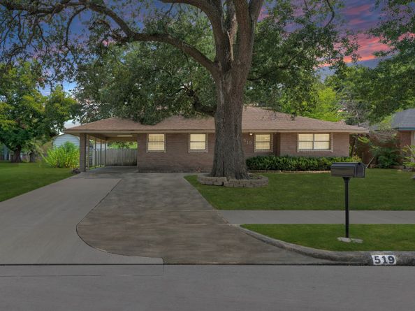 519 Sharon Drive, Humble TX 77338