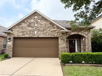 8121 E Pine Creek Bend
