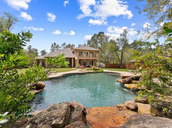 3907 Rayford Road