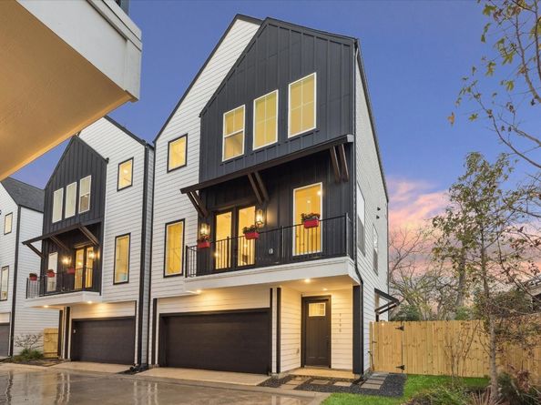 719 Thornton Road C, Houston TX 77018