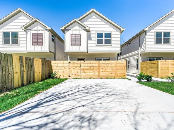 2020 Hampton Street A B, Houston TX 77088