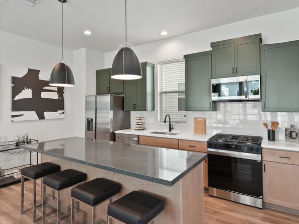 4840 Pinemont Drive, Houston TX 77092