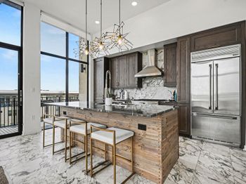 4820 Caroline Street