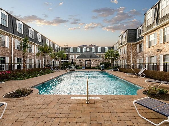 351 N Post Oak Lane 715, Houston TX 77024