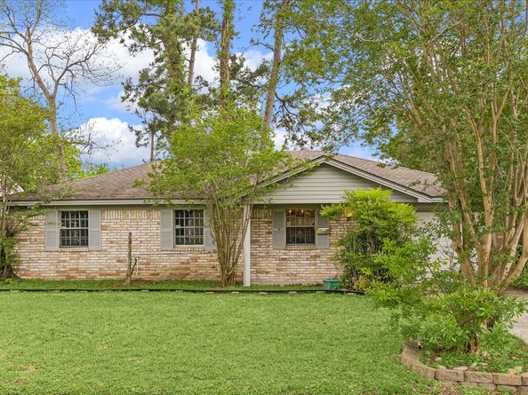 7714 Sterlingshire Street, Houston TX 77016