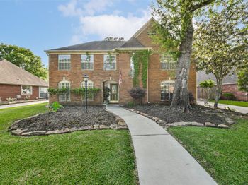 3319 Woodland View Drive
