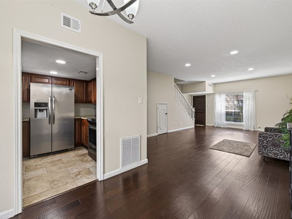 1805 Stoney Brook dr Drive 103, Houston TX 77063