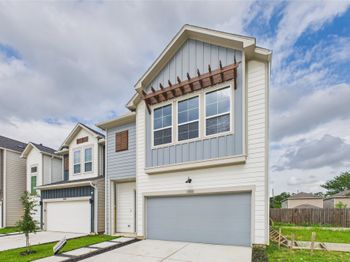 5808 Highland Sky Lane