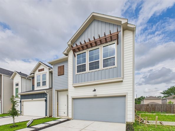 5808 Highland Sky Lane, Houston TX 77091