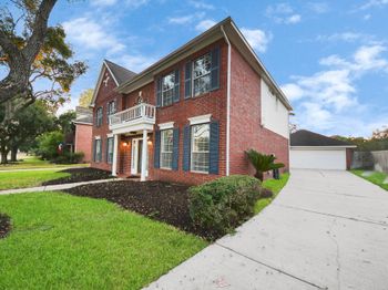 1742 Crescent Green Drive