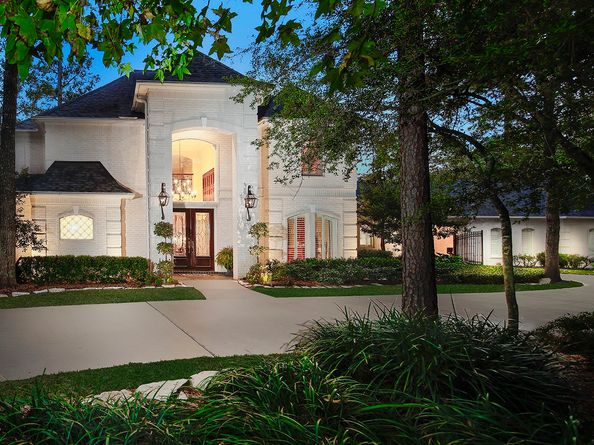 26 S Windsail Place, The Woodlands TX 77381