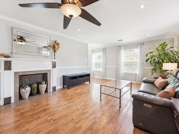 5211 Mulford Street, Houston TX 77023