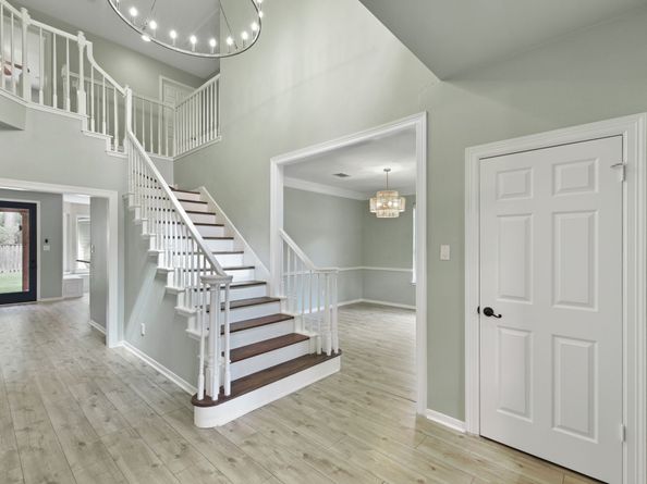 31 Treescape Circle, The Woodlands TX 77381