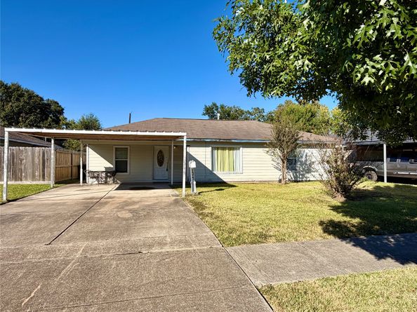 1323 Sulphur Street, Houston TX 77034