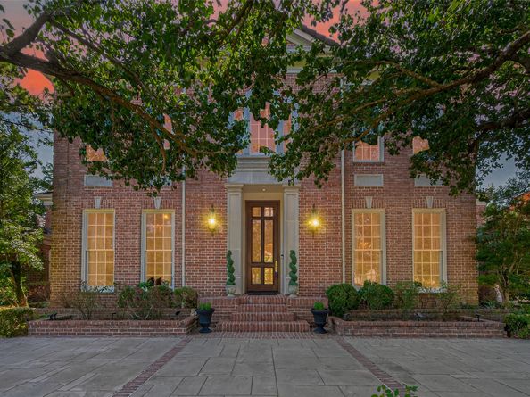 16703 Southern Oaks Drive, Houston TX 77068