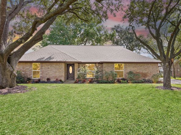 2826 E Elm Circle, Katy TX 77493