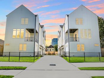 1907 Lauderdale Street