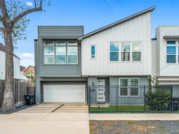 306 W Donovan Street
