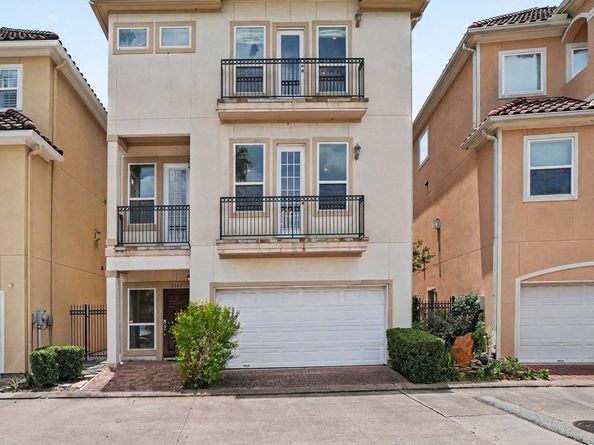 7147 Windwater Lagoon, Houston TX 77036