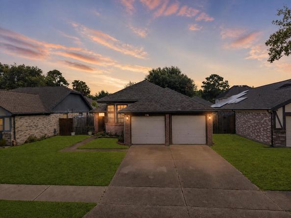 5126 E Fallen Bough Drive, Houston TX 77041