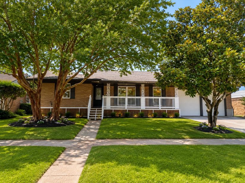 5415 Jackwood Street, Houston TX 77096