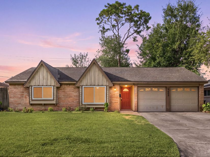 9403 Beverlyhill Street, Houston TX 77063