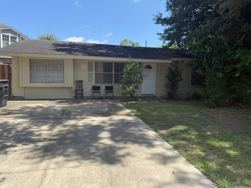 8535 Rockhill Street SE, Houston TX 77061