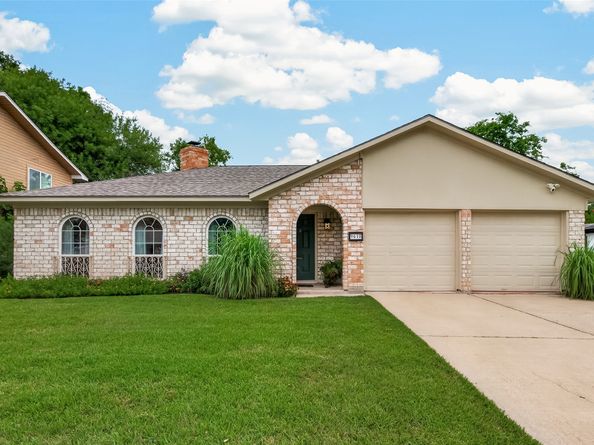 9618 Springmont Drive, Houston TX 77080