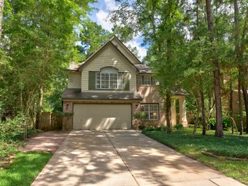 74 E Greywing Circle