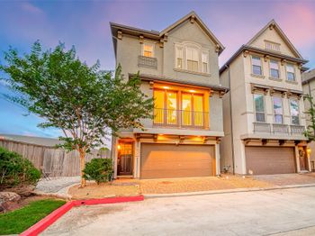 1520 Grayson Oaks Place