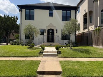 1601 Bonnie Brae Street