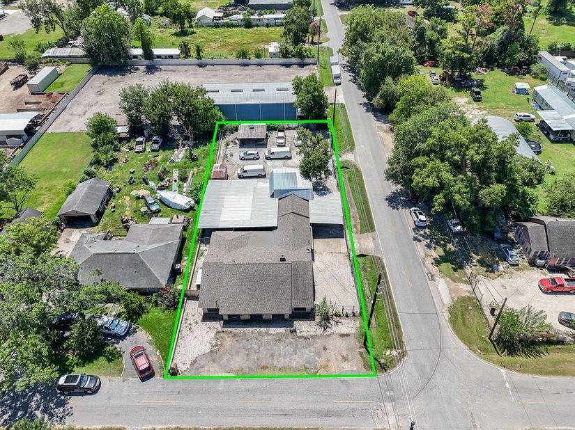 5627 Spindle Drive, Houston TX 77086