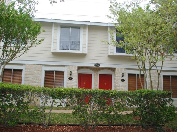 716 Memorial Mews Street 4, Houston TX 77079