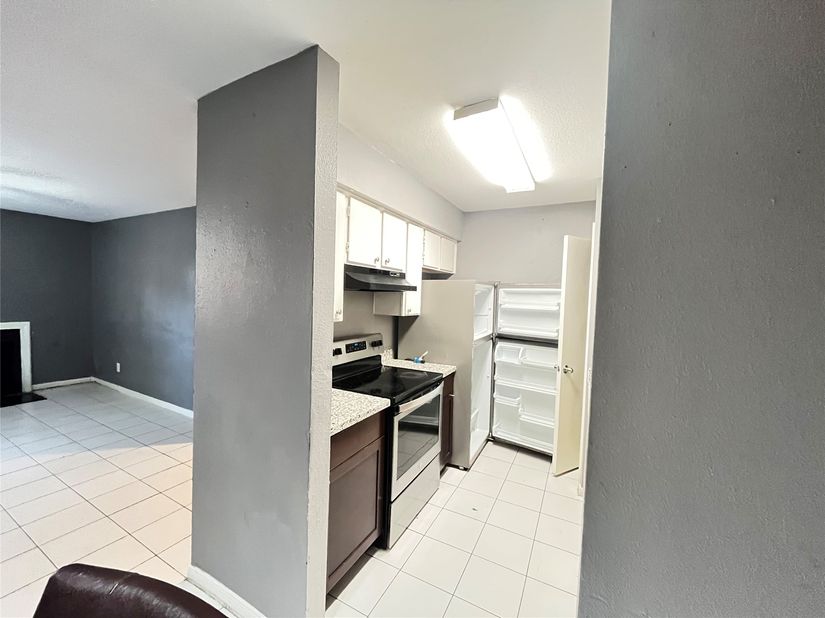10211 Sugar Branch Drive 411, Houston TX 77036