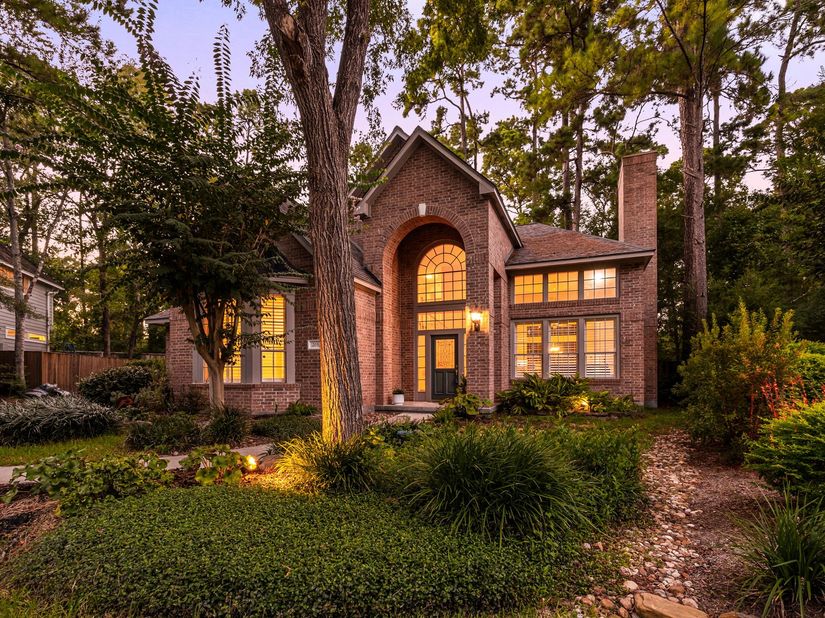 205 Purple Slate Place, The Woodlands TX 77381