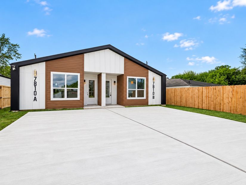 7810 Booker Street A/B, Houston TX 77028