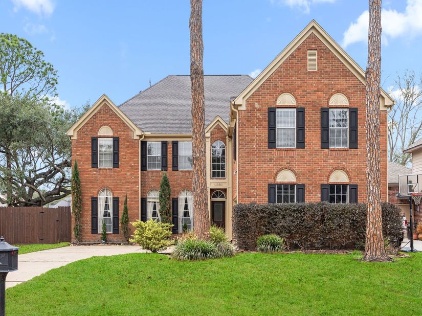 7915 Capri Circle, Houston TX 77095