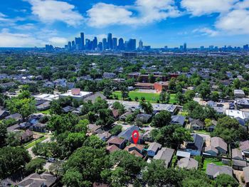 1114 W Cottage Street