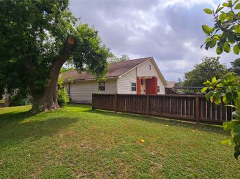 6946 Cole Creek Drive