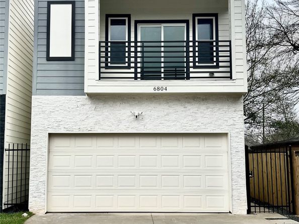 6804 Foster Street, Houston TX 77021