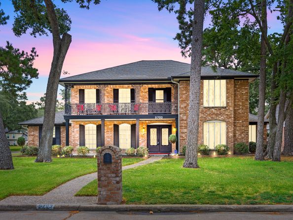 5703 Green Springs Drive, Houston TX 77066