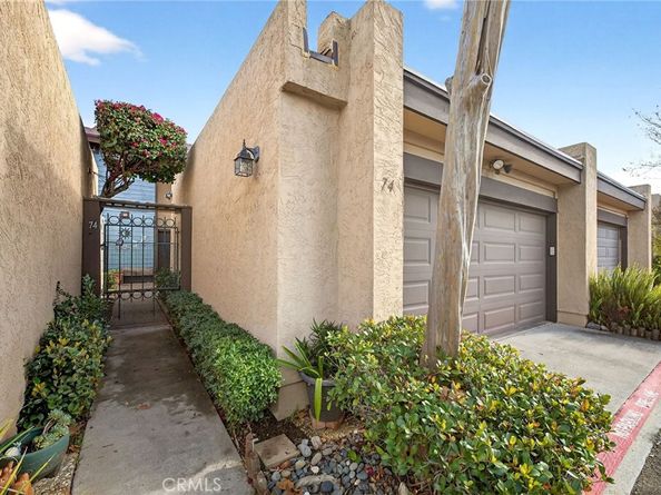 140 E El Norte Parkway 74, Escondido CA 92026