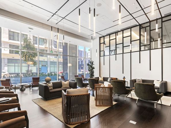 400 S Broadway 911, Los Angeles CA 90013