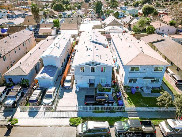 136 W 61st Street, Los Angeles CA 90003