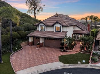 6121 E Breton Circle