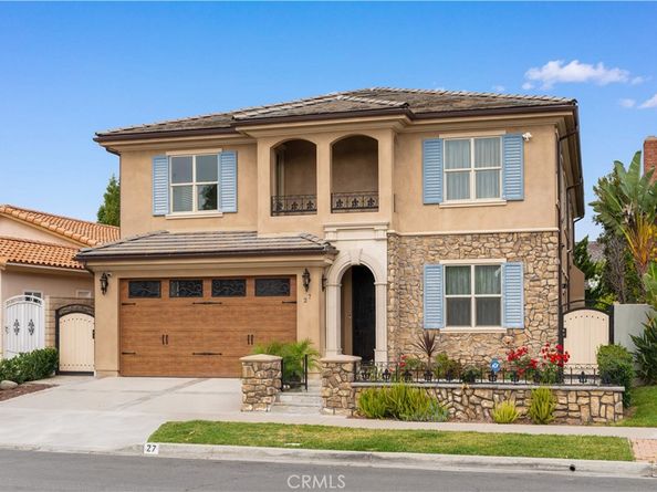 27 Gillman Street, Irvine CA 92612