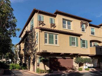 2232 Indus Way