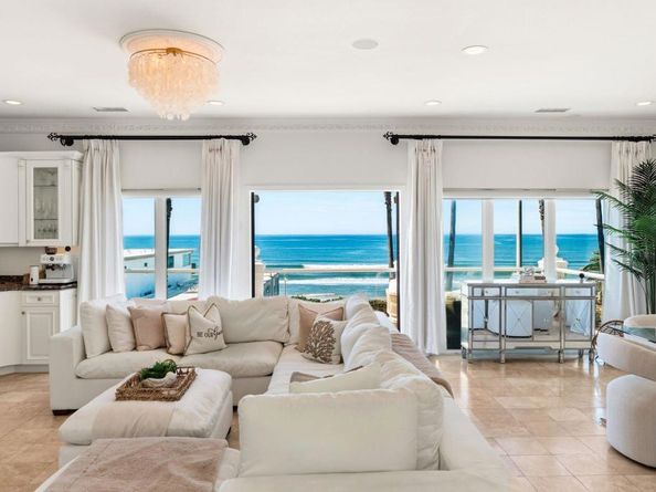 208 S Pacific Street, Oceanside CA 92054